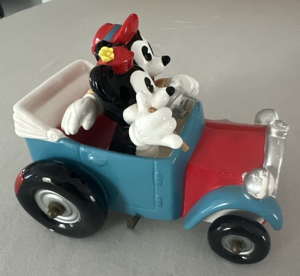 VTG Schmid Disney Characters Music Box, Mickey & Minnie Works!!